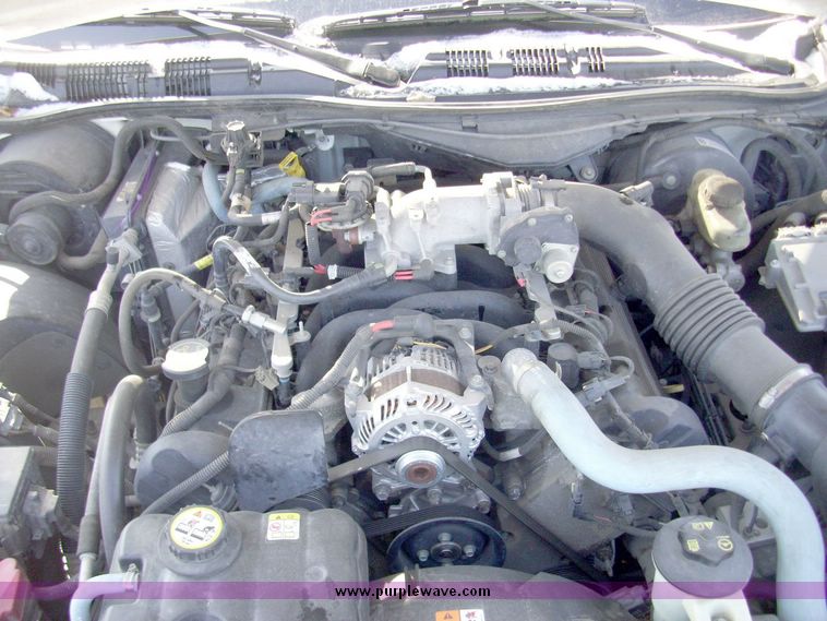 image for item 4643 2006 Ford Crown Victoria Police Interceptor