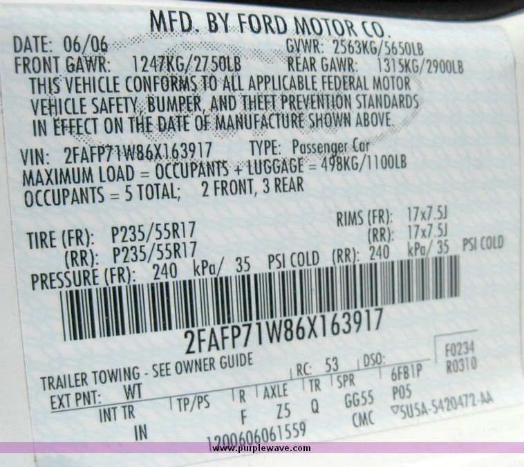 image for item 4646 2006 Ford Crown Victoria Police Interceptor