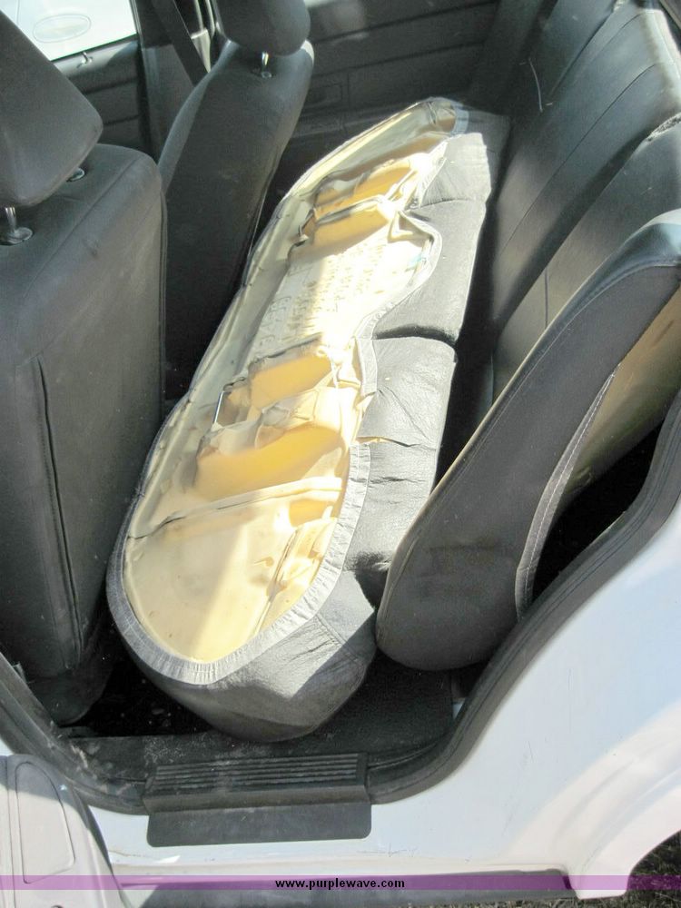 image for item 4646 2006 Ford Crown Victoria Police Interceptor