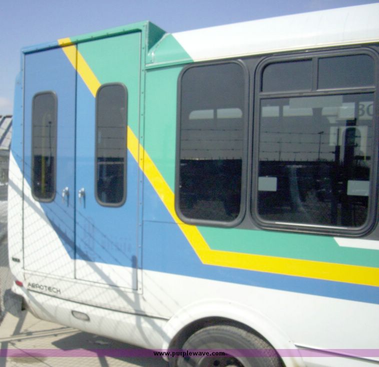 image for item 4649 2003 Ford E450 Super Duty El Dorado Paratransit van
