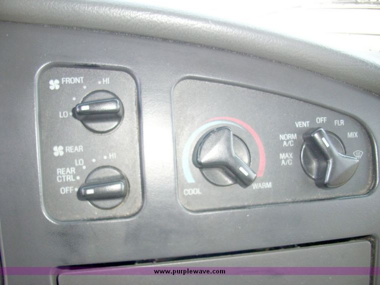 image for item 4649 2003 Ford E450 Super Duty El Dorado Paratransit van