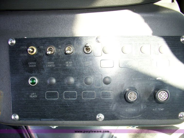 image for item 4649 2003 Ford E450 Super Duty El Dorado Paratransit van