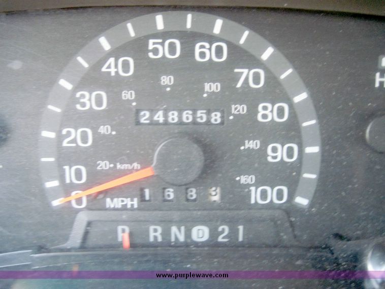 image for item 4650 2003 Ford E450 Super Duty El Dorado Paratransit van