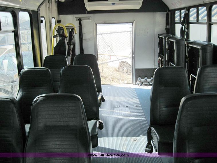 image for item 4650 2003 Ford E450 Super Duty El Dorado Paratransit van