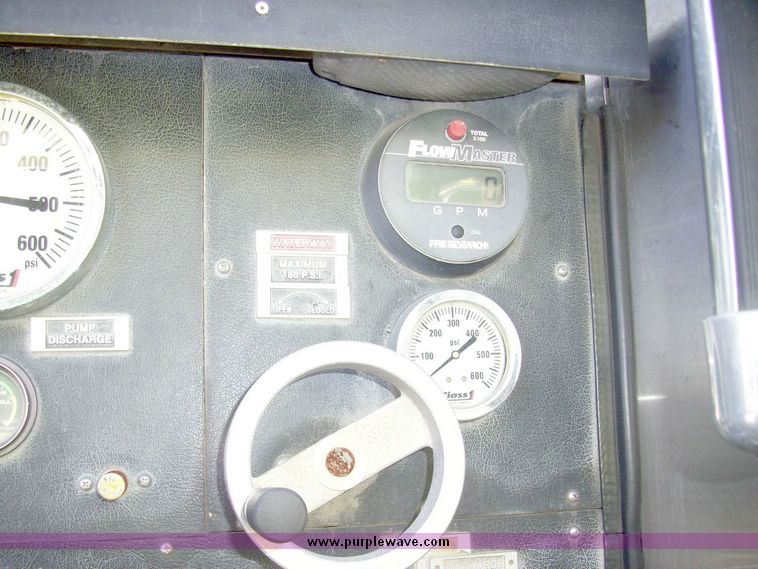image for item 4651 1993 Sutphen HS2789 75' Quint aerial platform truck