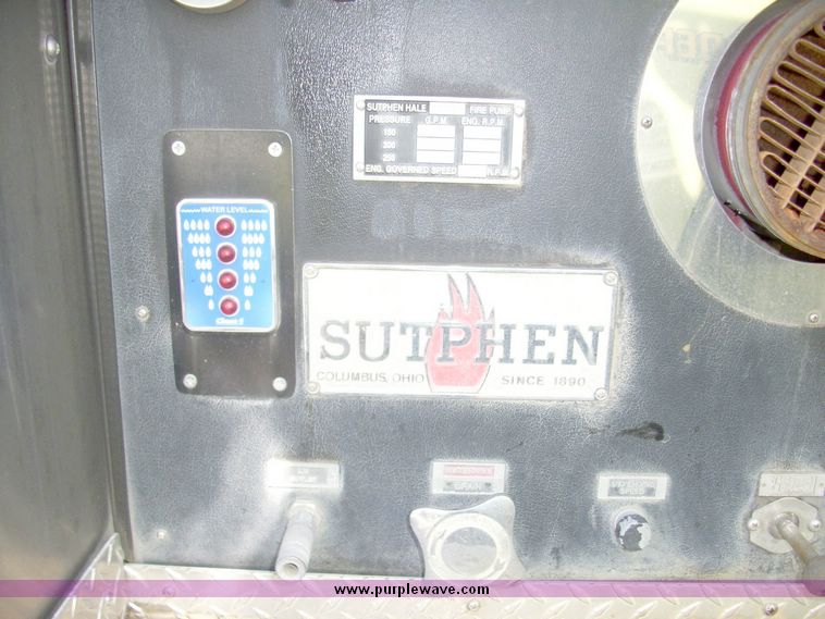 image for item 4651 1993 Sutphen HS2789 75' Quint aerial platform truck