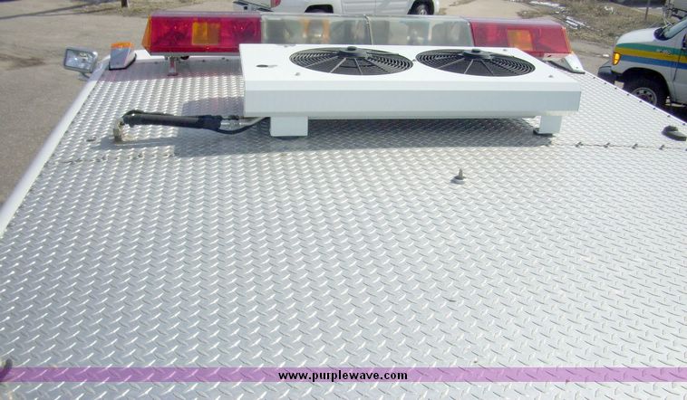 image for item 4651 1993 Sutphen HS2789 75' Quint aerial platform truck