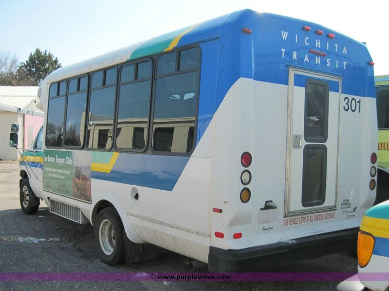 image for item 4653 2003 Ford E450 Super Duty El Dorado Paratransit van