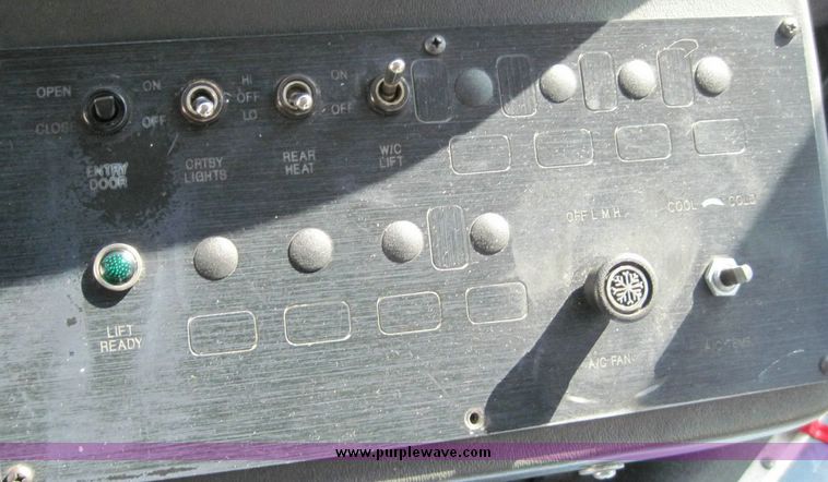 image for item 4653 2003 Ford E450 Super Duty El Dorado Paratransit van
