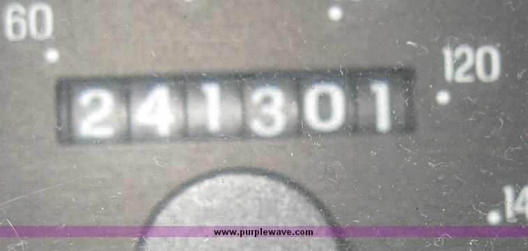 image for item 4653 2003 Ford E450 Super Duty El Dorado Paratransit van