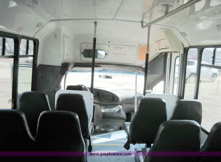 image for item 4653 2003 Ford E450 Super Duty El Dorado Paratransit van
