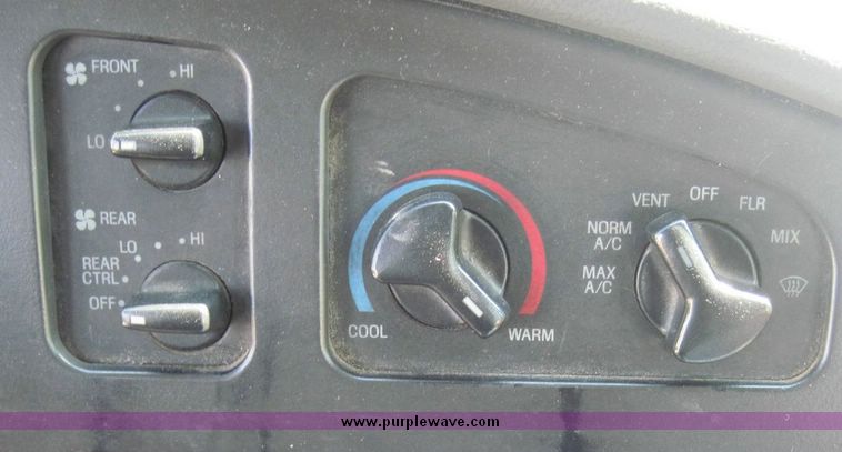 image for item 4655 2003 Ford E450 Super Duty El Dorado Paratransit van