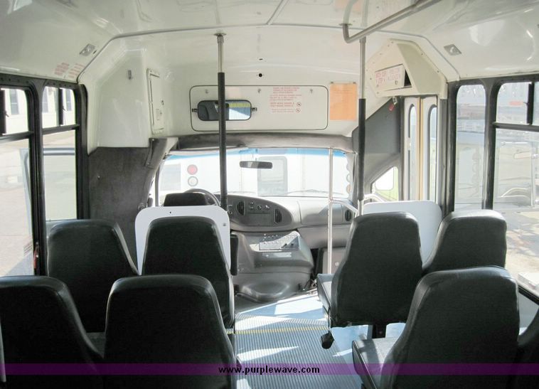 image for item 4655 2003 Ford E450 Super Duty El Dorado Paratransit van