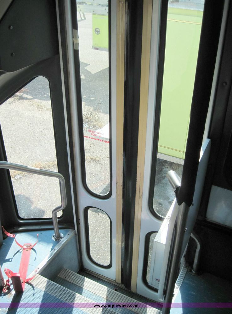 image for item 4655 2003 Ford E450 Super Duty El Dorado Paratransit van
