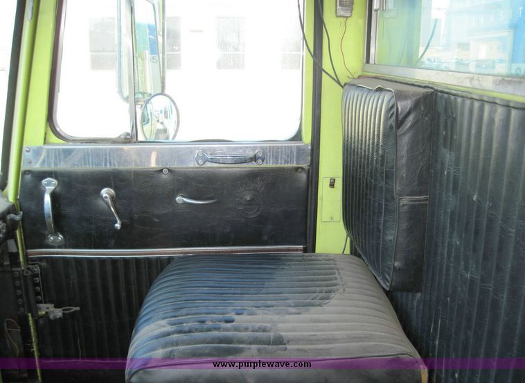 image for item 4656 1987 Sutphen HS2080 hazmat pumper truck