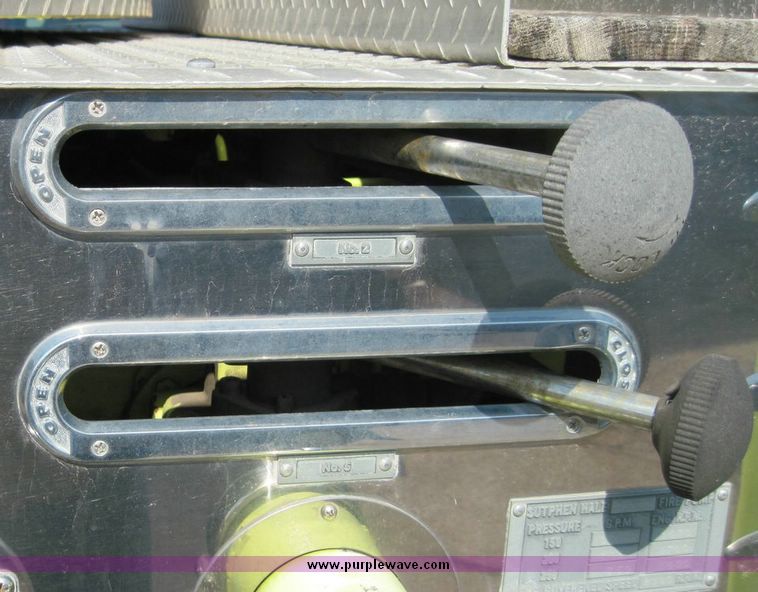 image for item 4657 1983 Sutphen aerial platform truck