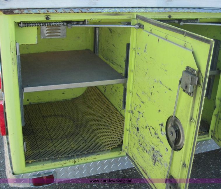 image for item 4657 1983 Sutphen aerial platform truck