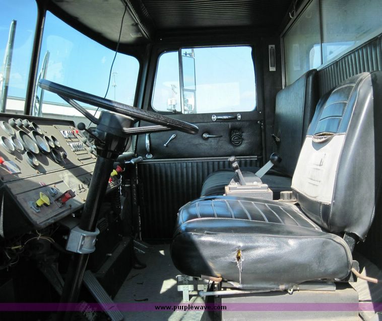 image for item 4657 1983 Sutphen aerial platform truck