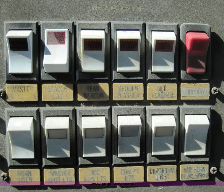 image for item 4657 1983 Sutphen aerial platform truck