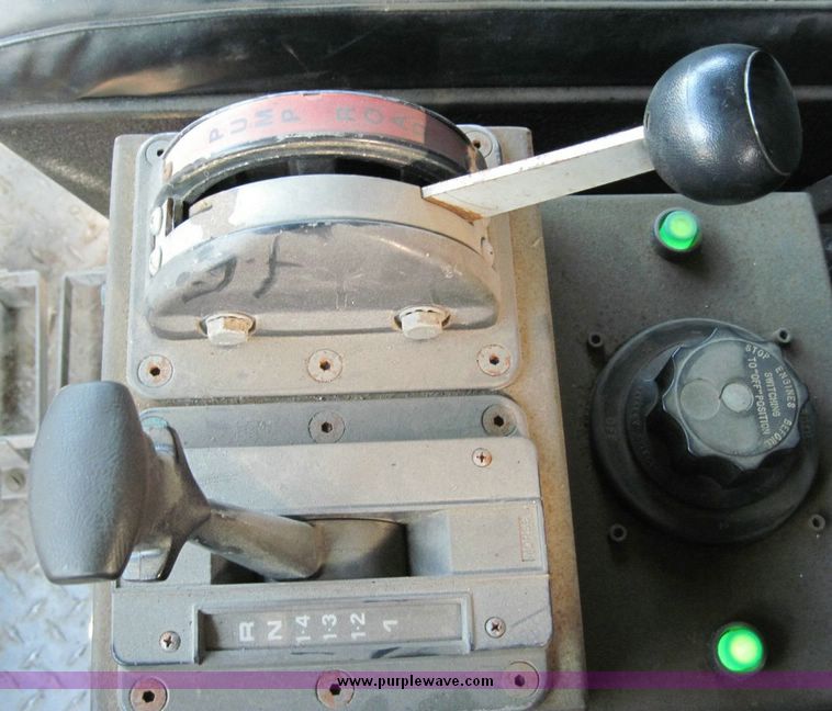 image for item 4657 1983 Sutphen aerial platform truck