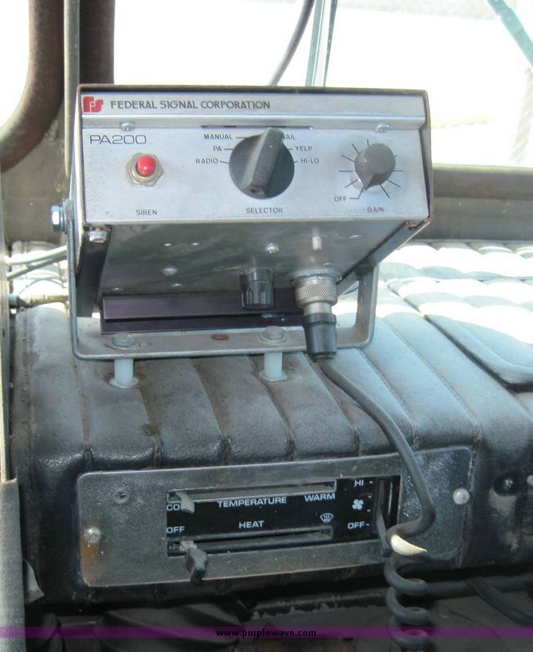 image for item 4657 1983 Sutphen aerial platform truck