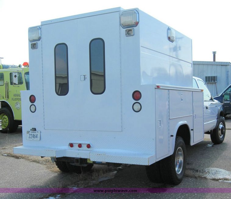 image for item 4658 1994 Chevrolet K3500 utility truck