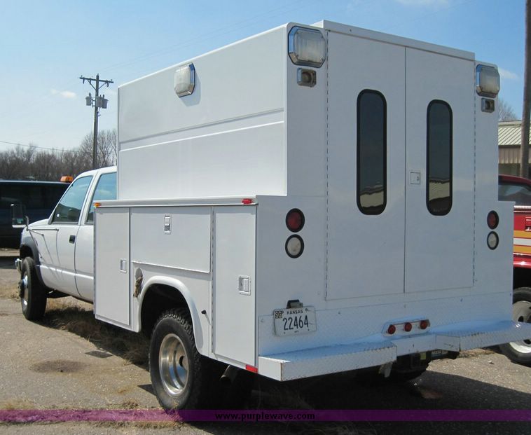 image for item 4658 1994 Chevrolet K3500 utility truck