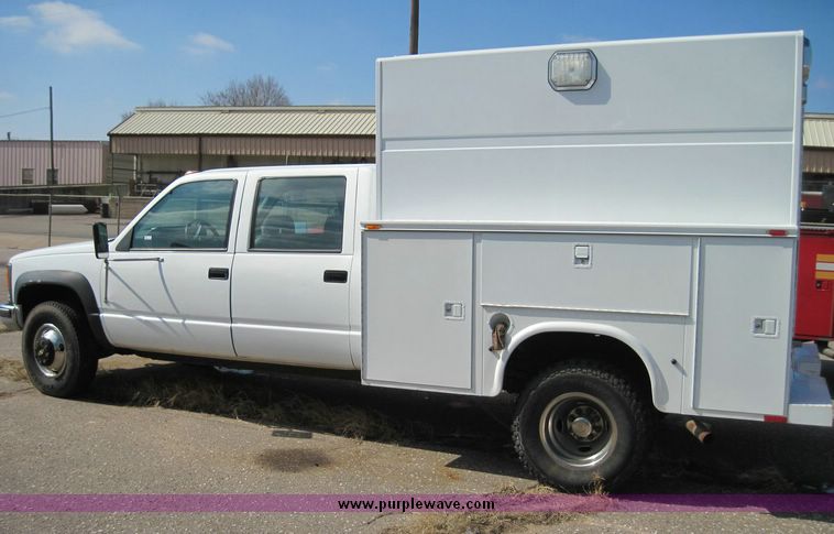 image for item 4658 1994 Chevrolet K3500 utility truck