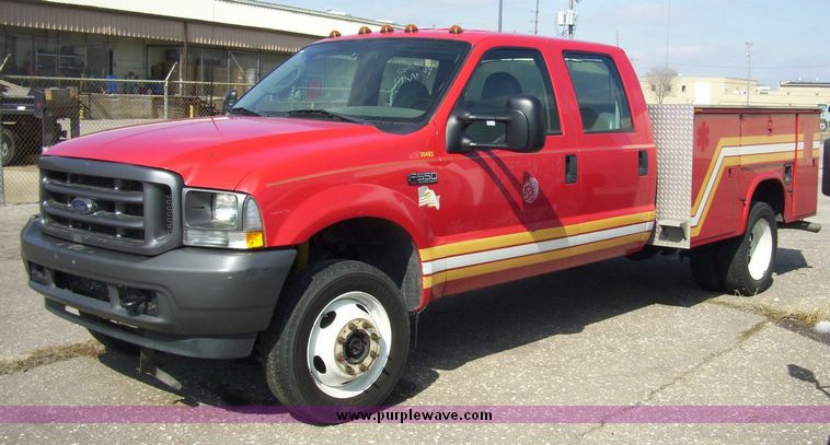 image for item 4659 2003 Ford F550 Super Duty truck