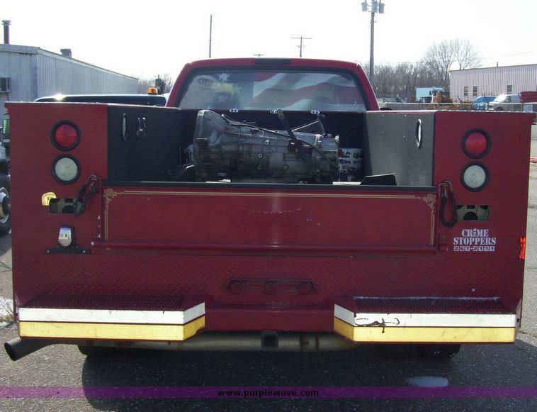 image for item 4659 2003 Ford F550 Super Duty truck
