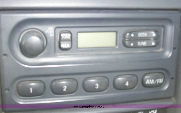 image for item 4659 2003 Ford F550 Super Duty truck