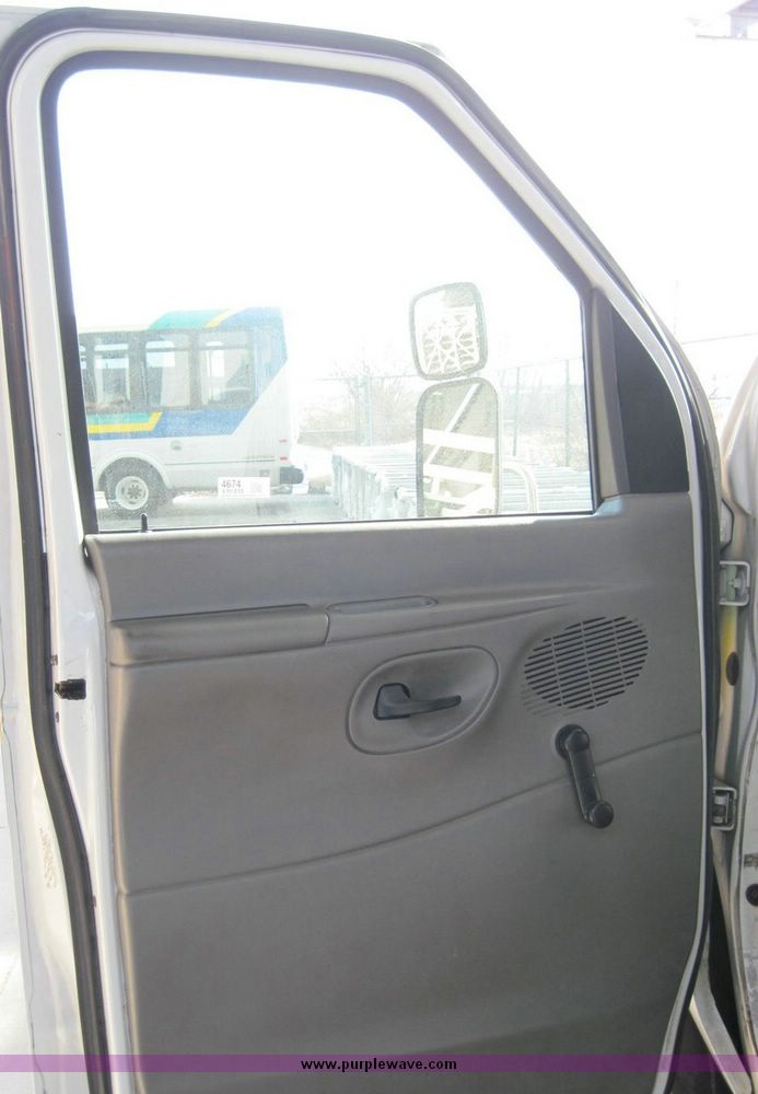image for item 4674 2003 Ford E450 Super Duty El Dorado Paratransit van