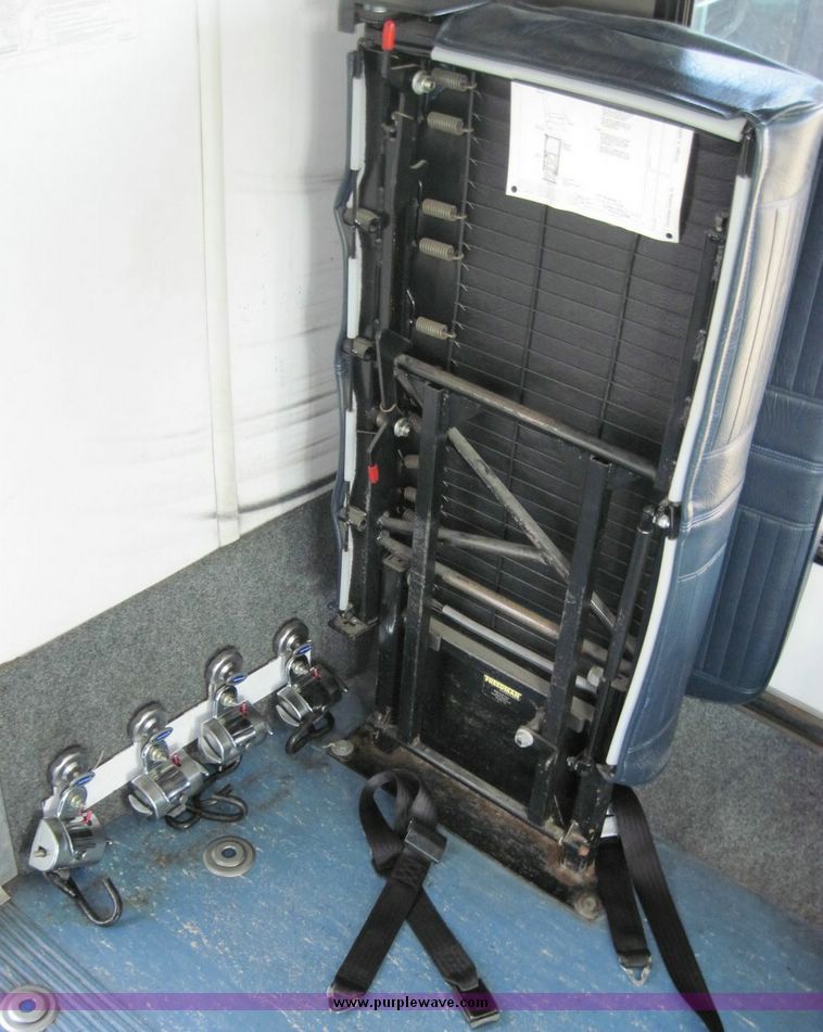 image for item 4674 2003 Ford E450 Super Duty El Dorado Paratransit van
