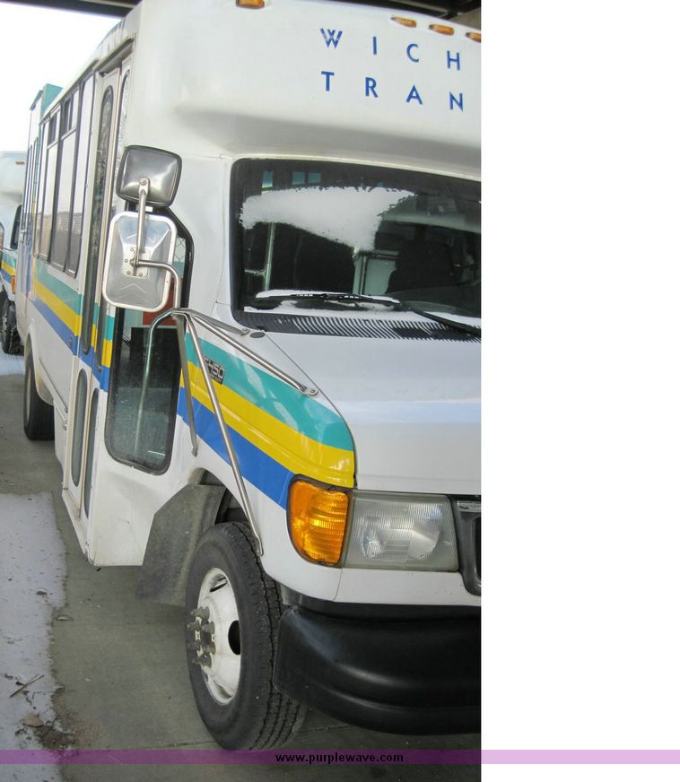 image for item 4675 2003 Ford E450 Super Duty El Dorado Paratransit van