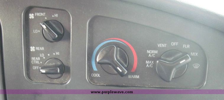 image for item 4675 2003 Ford E450 Super Duty El Dorado Paratransit van