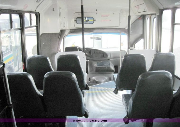 image for item 4675 2003 Ford E450 Super Duty El Dorado Paratransit van