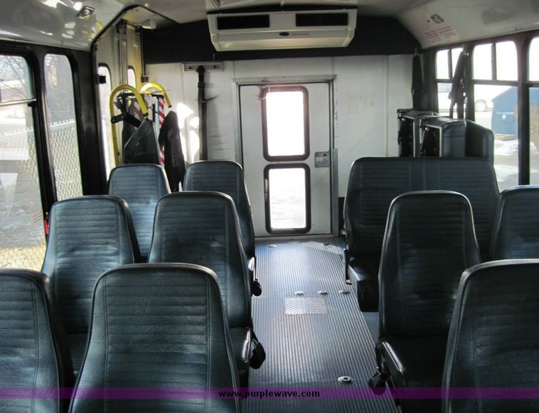 image for item 4676 2003 Ford E450 Super Duty El Dorado Paratransit van