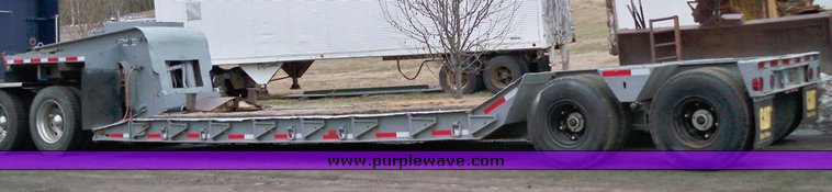 image for item 1151 1964 Smithco lowboy gooseneck trailer