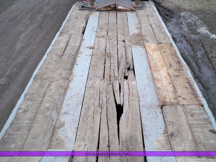 image for item 1151 1964 Smithco lowboy gooseneck trailer
