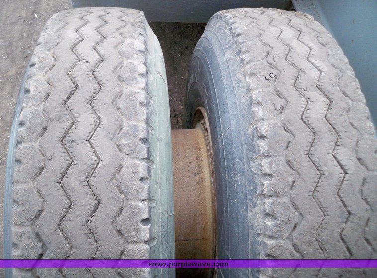 image for item 1151 1964 Smithco lowboy gooseneck trailer