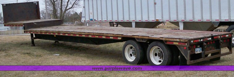 image for item 1152 1987 Landoll dropdeck trailer