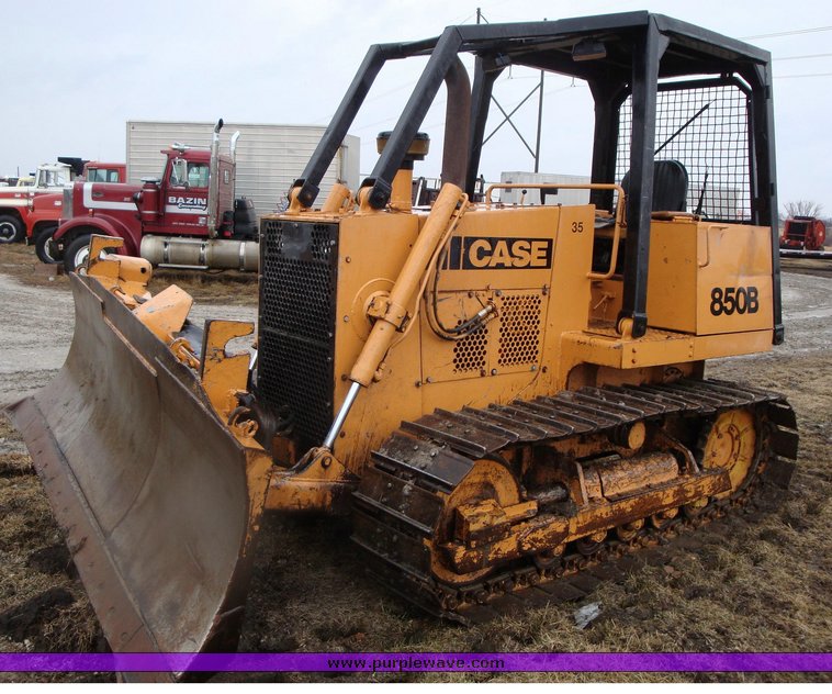 image for item 1301 1978 Case 850B dozer