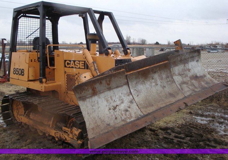 image for item 1301 1978 Case 850B dozer