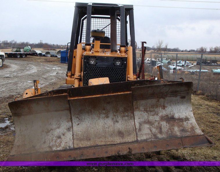 image for item 1301 1978 Case 850B dozer