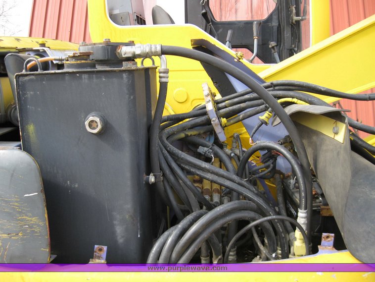 image for item 1751 Komatsu PC75UU-2 excavator