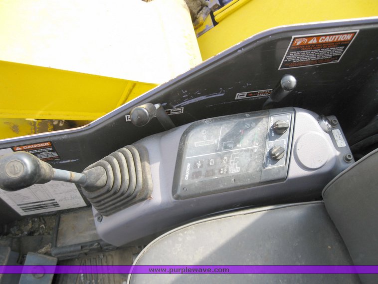 image for item 1751 Komatsu PC75UU-2 excavator