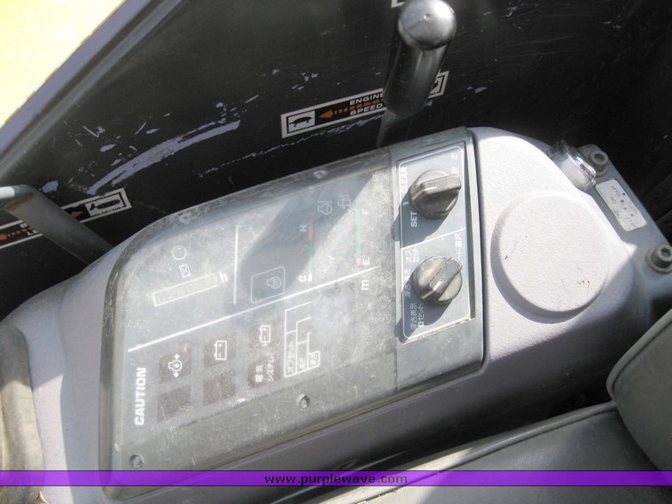 image for item 1751 Komatsu PC75UU-2 excavator