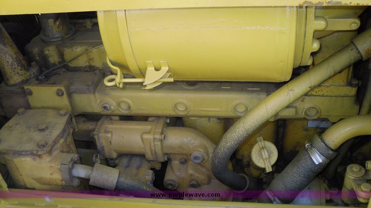 image for item 2001 1973 Caterpillar D6C dozer