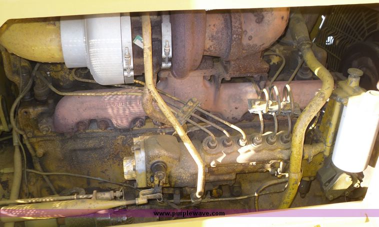 image for item 2001 1973 Caterpillar D6C dozer