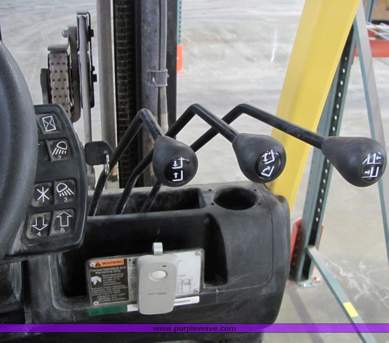 image for item 3316 Hyster 30 Fortis forklift